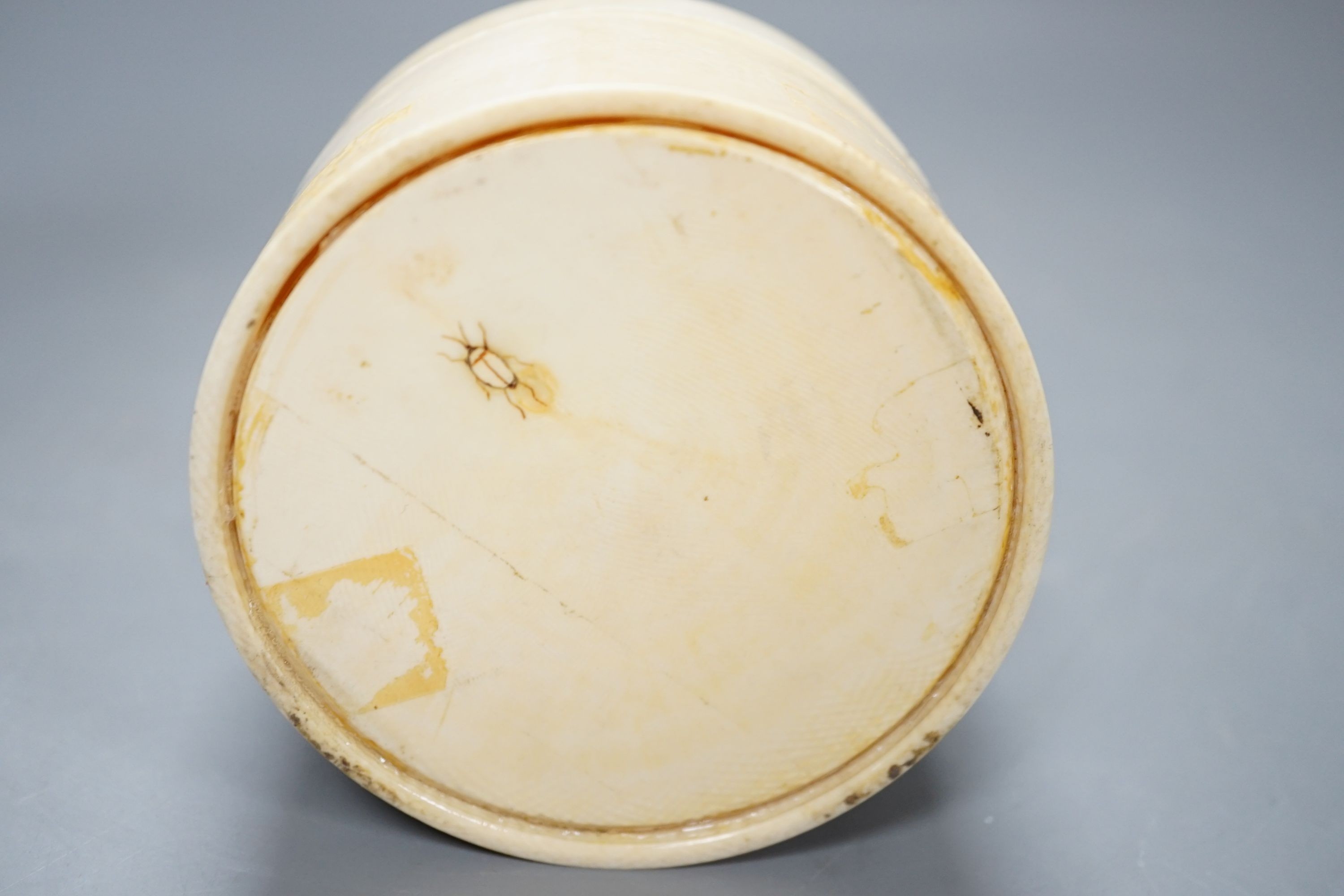 A Japanese ivory box and cover, Meiji period, carved with tigers, 9.2cm